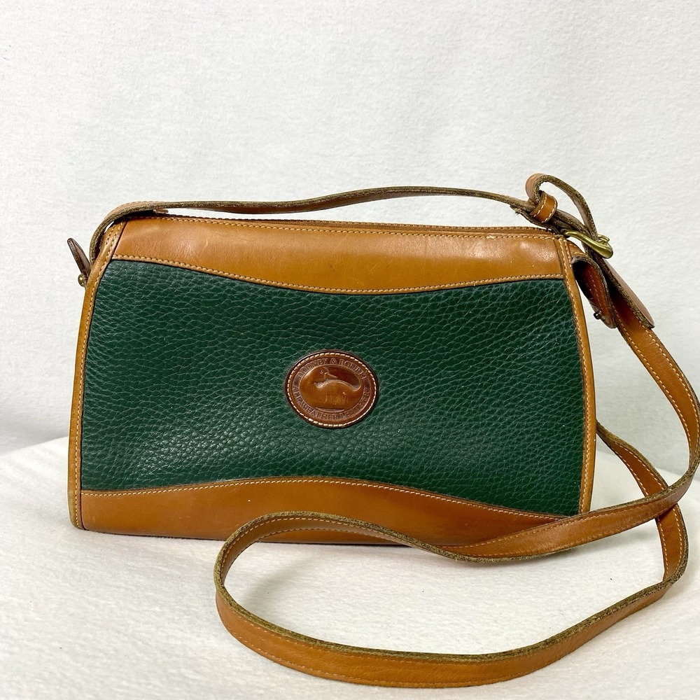 Vtg Dooney & Bourke All Weather Pebbled Leather Crossbody Bag Green Classic Chic